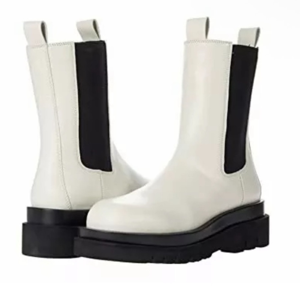 Tony Bianco Women’s Boxer Como Boots Chucky Sole In White Dove Size 7